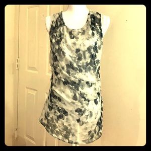 Simply Vera Sleeveless Shirt